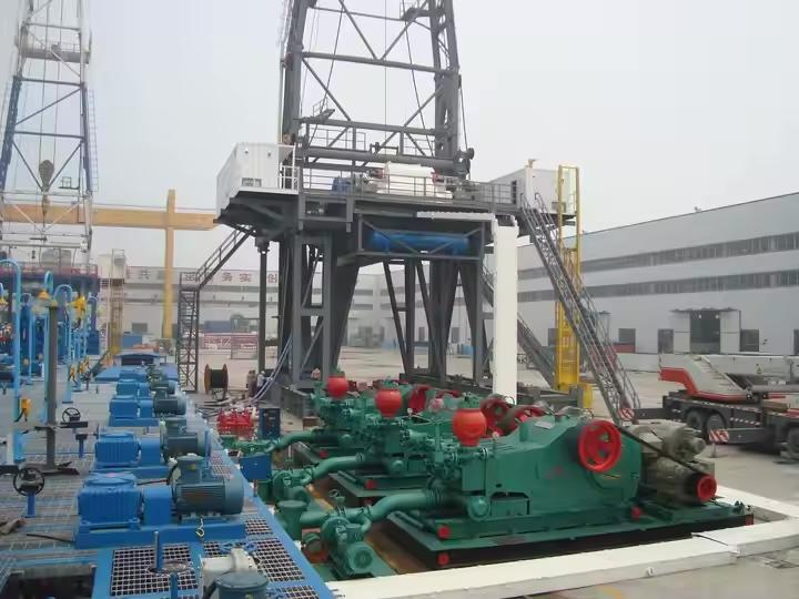 API 550HP Workover Oil and Gas Equipment Rig Mine Rock Drill Rig Oilfield Offshore Onshore Oil Well Drilling Rigs